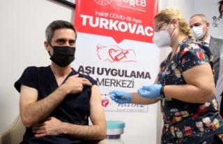 Yerli ve milli aşı TURKOVAC uygulanmaya başlandı