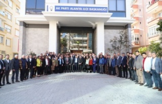 AK Parti Alanya'dan gövde gösterisi