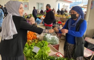 Ak Parti Alanya emekçi kadınları unutmadı