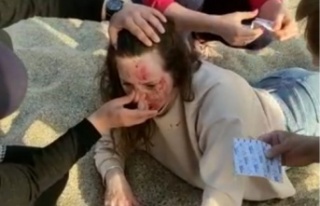 Alanya'da plajda turistin başına paraşüt...