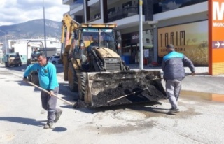 Alanya’da kış mevsiminde deforme olan yollar yenileniyor