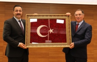 ALKÜ'de 'Ombudsmanlık ve Türkiye’nin...