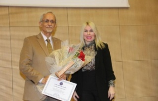 AÜ Rektörü Özkan: “İnsanlık çevreyi yok ederken...