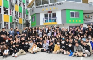 Barbaros Azakoğlu Ortaokulu Meliha Özkan Resim Atölyesi...