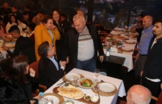 Başkan Şahin’den başarılı öğrencilere destek