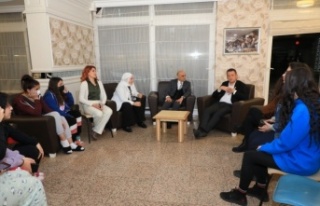 Kaymakam Ürkmezer, Alanya’da eğitim gören öğrencilerin...