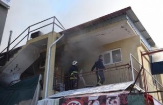 Korkutan ev yangını