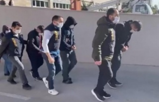 Vatandaşı yatırım vadiyle kandırıp 1 milyon...