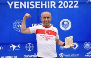 73 yaşındaki Demir Adam, 24 saatte 2 birincilik...