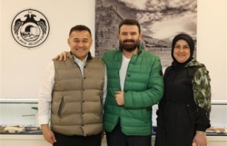 Alanya'da Bedirhan Gökçe ile Ramazan eğlencesi