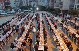 Alanya Nezihe Türktaş Ortaokulu iftarda buluştu 