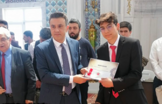 Alanyalı öğrenci birinci oldu