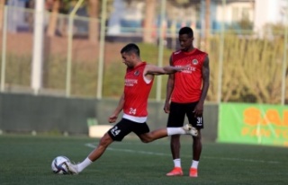 Alanyaspor, derbiye hazır