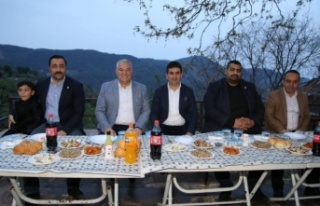 Başkan Şahin, orucunu Mahmutseydi halkıyla birlikte...