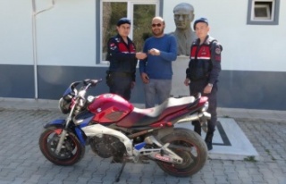 Deneme sürüşü yapacağını söylediği motosiklete...