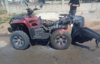 Hareket halindeki ATV, yanarak kullanılamaz hale...