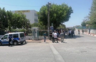 Kız arkadaşına ilgisi olduğunu iddia ettiği genci...