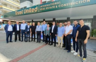 Vekil Cavit Arı, Alanya'da emlak sektörünün...