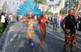 Alanya Belediyesi'nden 'Rio kızları'na...