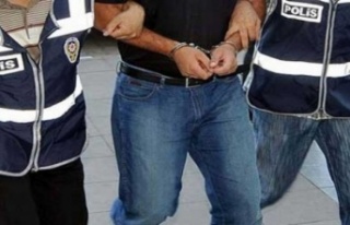 Alanya’da 27 yıl hapis cezasıyla aranan şahıs...