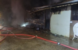 Alanya’da çıkan yangında restoran küle döndü