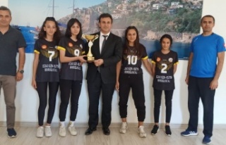 Alanyalı öğrencilerden büyük başarı