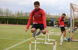 Alanyaspor, kupa maçı hazırlıklarını Kayseri’de...