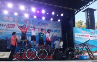 Alanyasporlu bisikletçiler Bodrum’da 2 madalya...