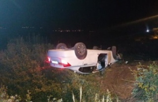 Alkollü sürücünün kullandığı otomobil jandarmadan...