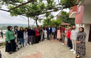 Bakan Çavuşoğlu bayramı Alanya'da karşıladı