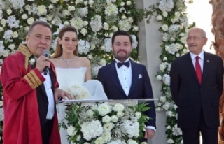 Başkan Böcek oğlunun nikahını kıydı, Kılıçdaroğlu...
