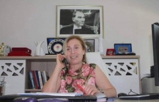 Başkan Özcan TRT Antalya Radyo'ya konuk oldu