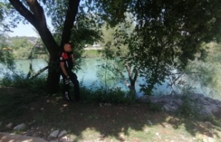 Dengesini kaybedip 2 metre yükseklikten düşen adamı...