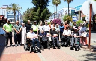 Engelli bireylerden sürücülere yanlış park uyarısı