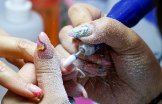 Kalıcı oje uygulamalarında tırnak mantarına dikkat