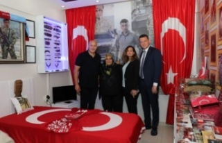 Kaymakam Ürkmezer'den şehit ailelerine ziyaret