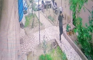 Mutfak tüplerine dadanan hırsız polisten kaçamadı