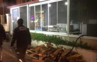 Restoranda çıkan yangın korkuttu
