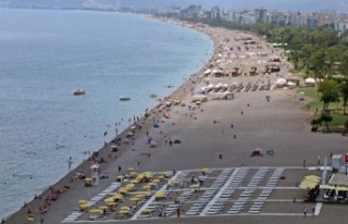 Termometreler 36 dereceyi gösterdi, tatilciler sahillere...