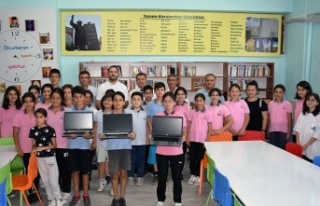 Akcoat’tan köy okullarına bilgisayar desteği