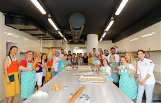 Alanya Belediyesi down sendromlu çocukları mutfakla...