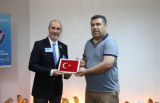 Alanya Belediyesi ile Rotary Kulübü görme engelli...