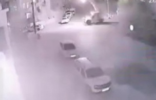 Alkollü sürücü forkliftle elektrik tellerini kopardı,...