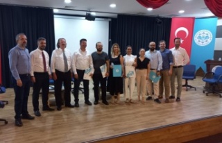 ALKÜ'de turizm rehberliği konuşuldu