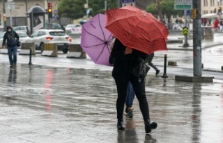 Antalya'nın 9 ilçesi için kuvvetli yağış...