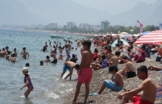 Antalya’ya gelen turist sayısında rekor artış
