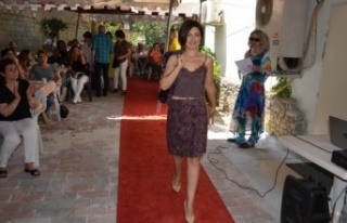 ÇYDD Alanya’dan ‘Kendin Üret Kendin Sun’ defilesi