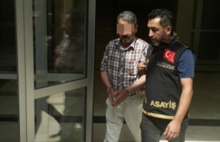 Kendisini polis ve savcı olarak tanıtan şüpheliden...