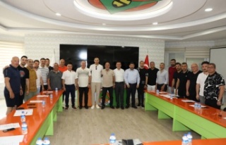 Merih Demiral'den Alanyaspor'a ziyaret