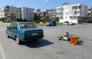 Otomobil ile motosiklet çarpıştı: 2 yaralı